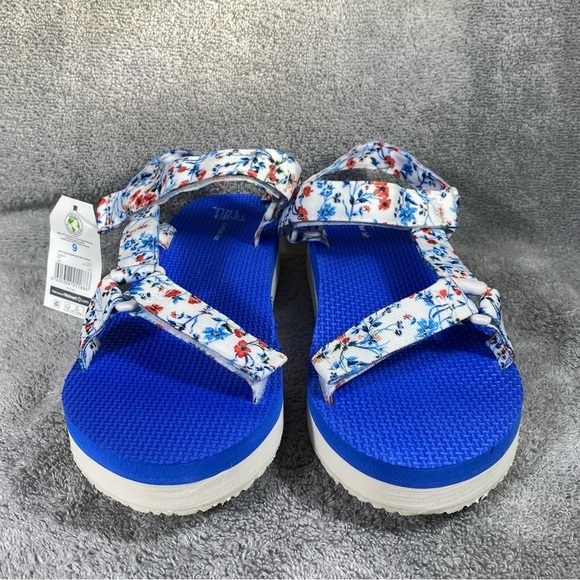 Time And Tru Sandal’s Women’s Size 9 NWT Blue Velcro Closure - Picture 3 of 10